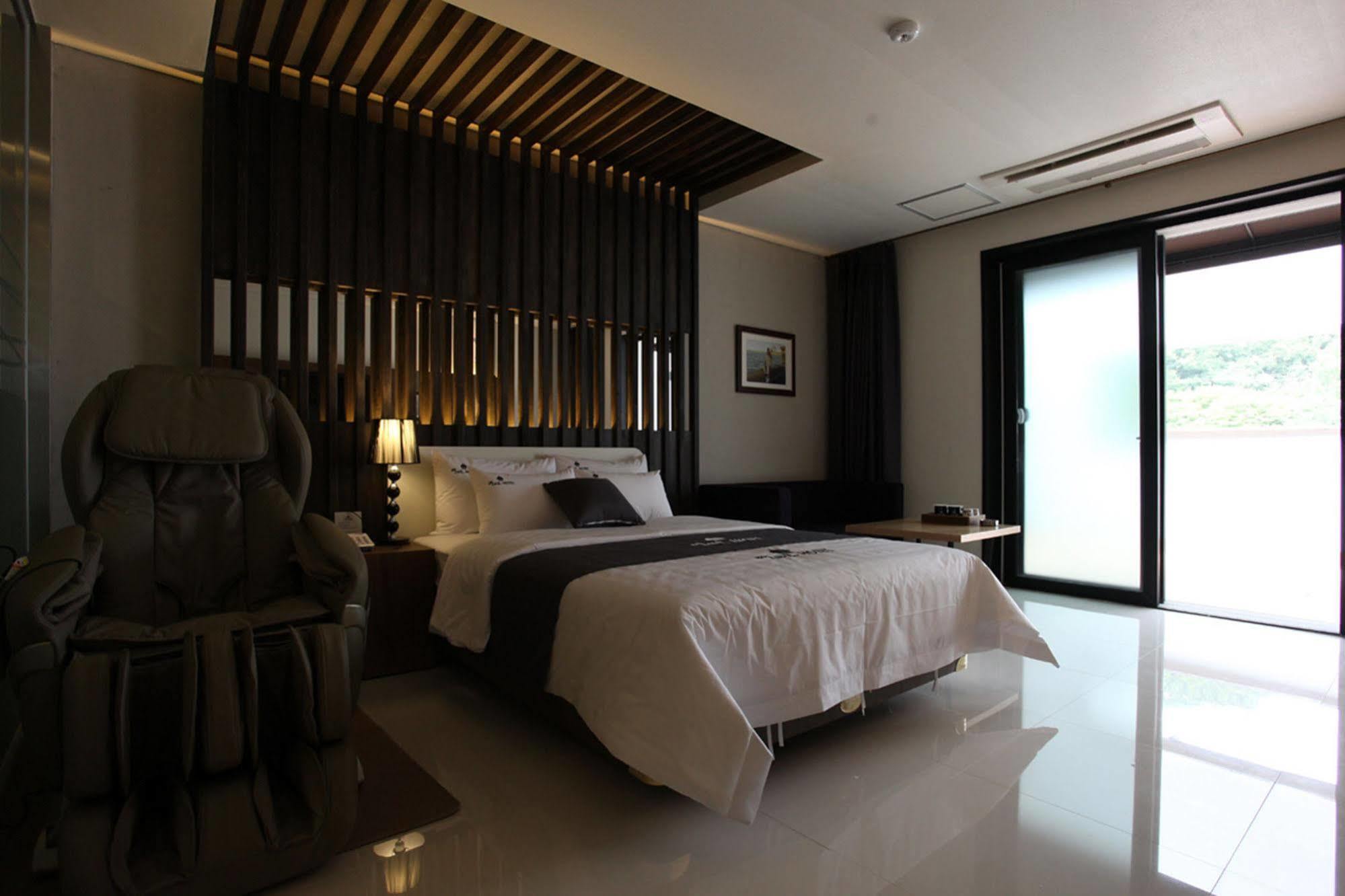 Drive In Hotel Tiamo Пхочхон Екстер'єр фото